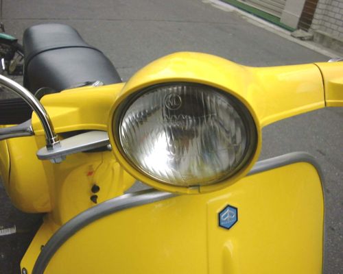 Vespa 100 headlight