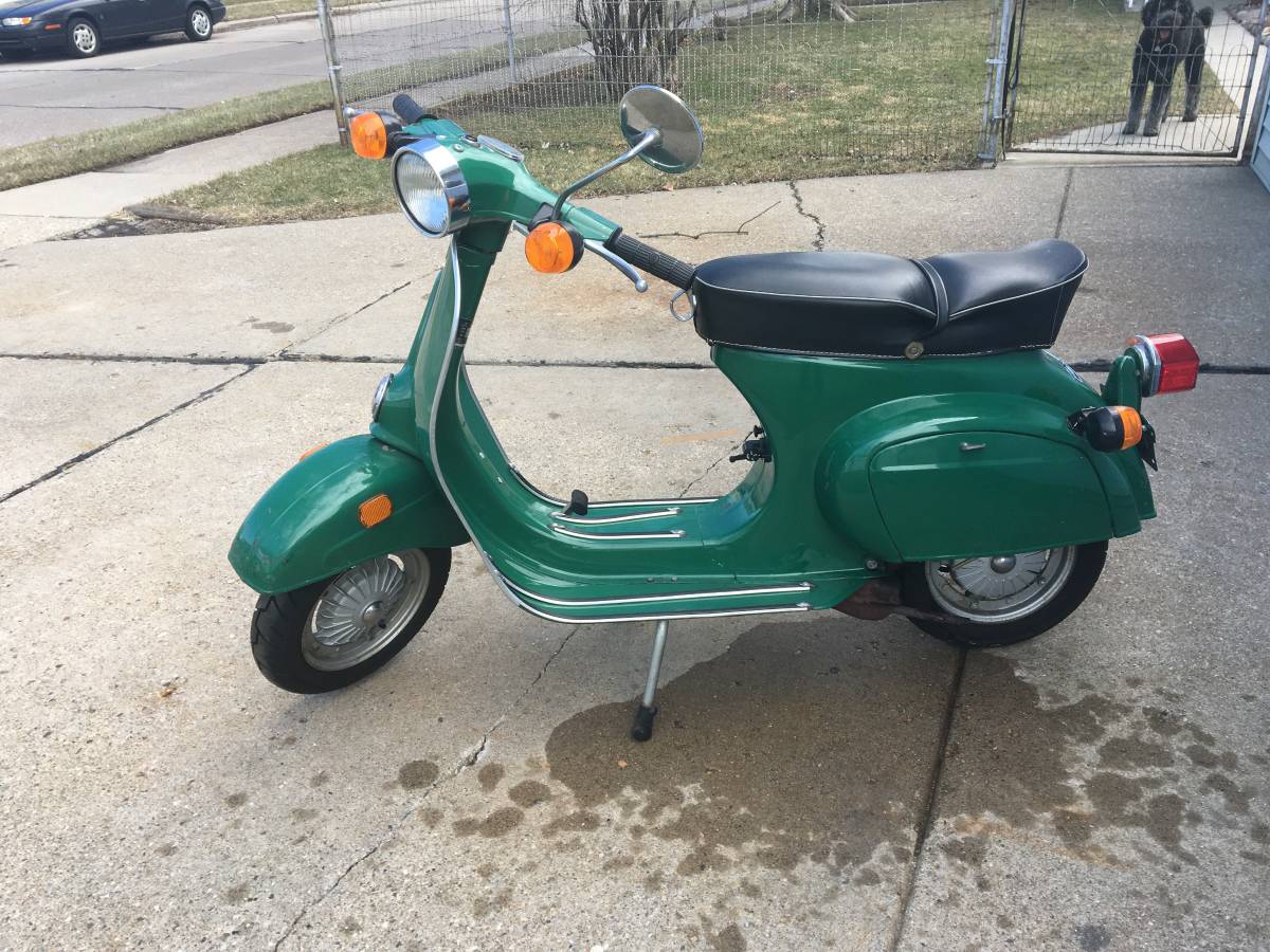 Vespa 100 Sport