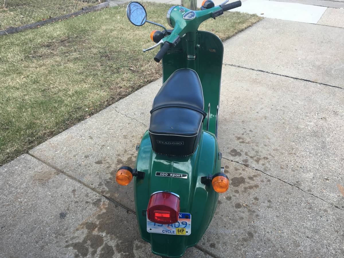 Vespa 100 Sport