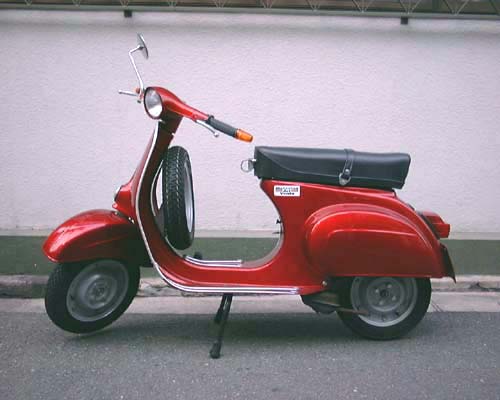 Vespa 50S left-hand side