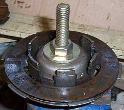 Vespa smallframe clutch rebuild - steel plate