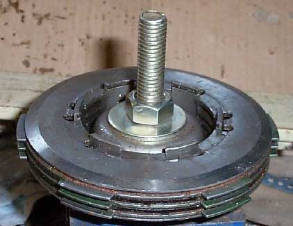 Vespa smallframe clutch rebuild - all plates on