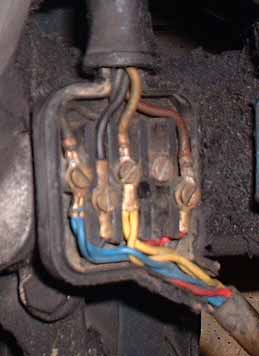 Vespa smallframe junction box