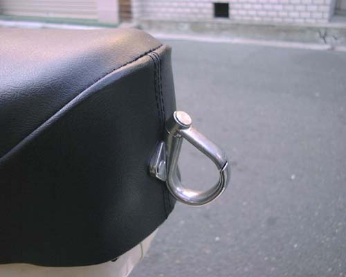 Vespa 125 ET3 bag holder